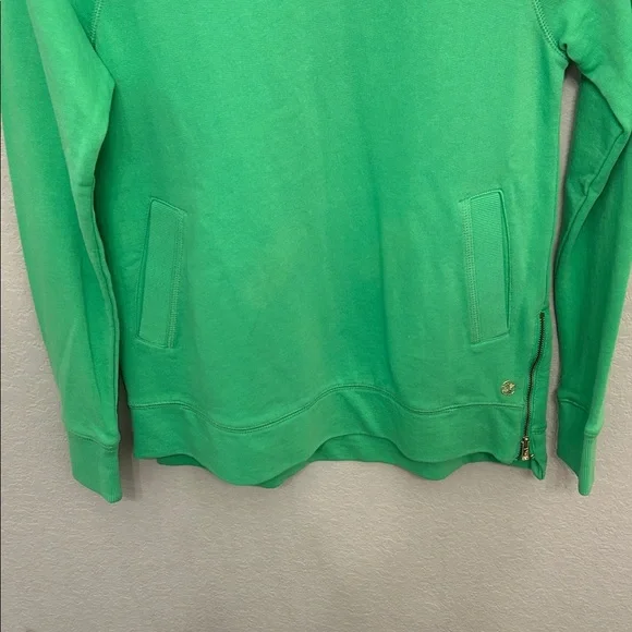 Lilly Pulitzer Vibrant Green Pullover - Picture 4 of 11